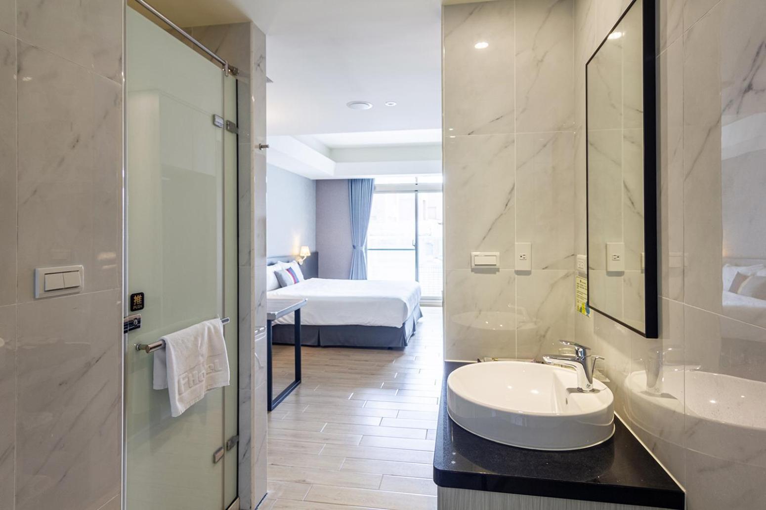Check Inn New Taipei Luzhou Zewnętrze zdjęcie
