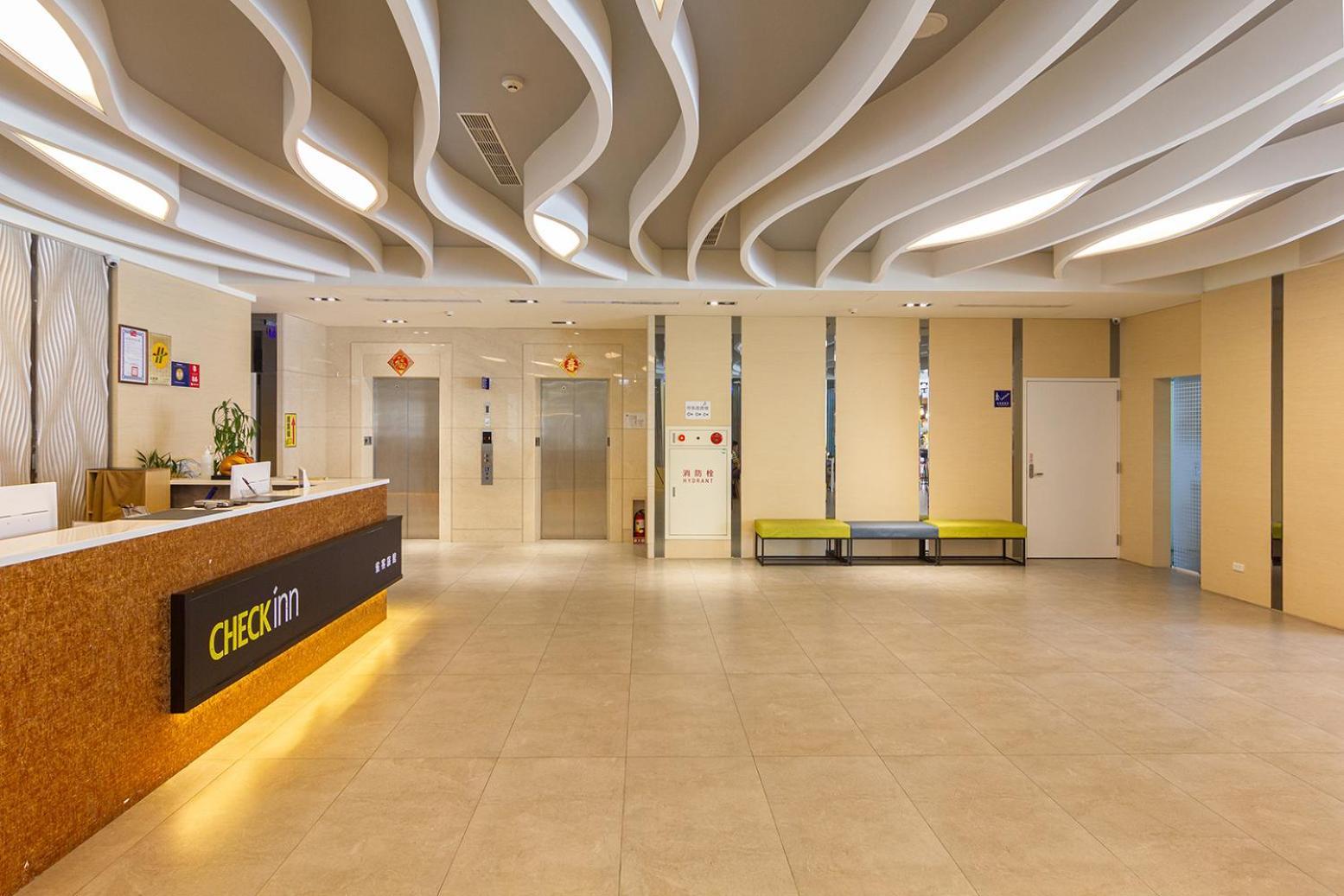 Check Inn New Taipei Luzhou Zewnętrze zdjęcie